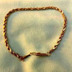 Vintage solid 10 karat gold bracelet